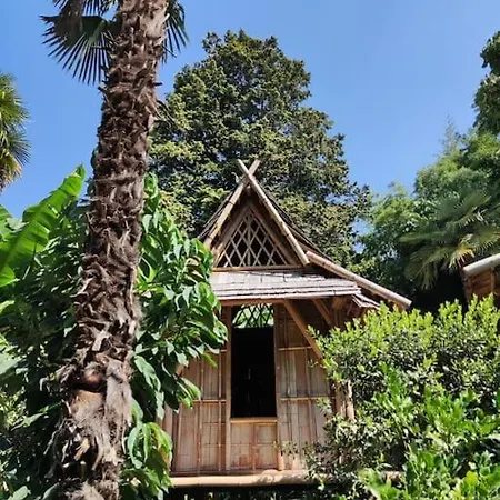 La Dourmide Bed & Breakfast